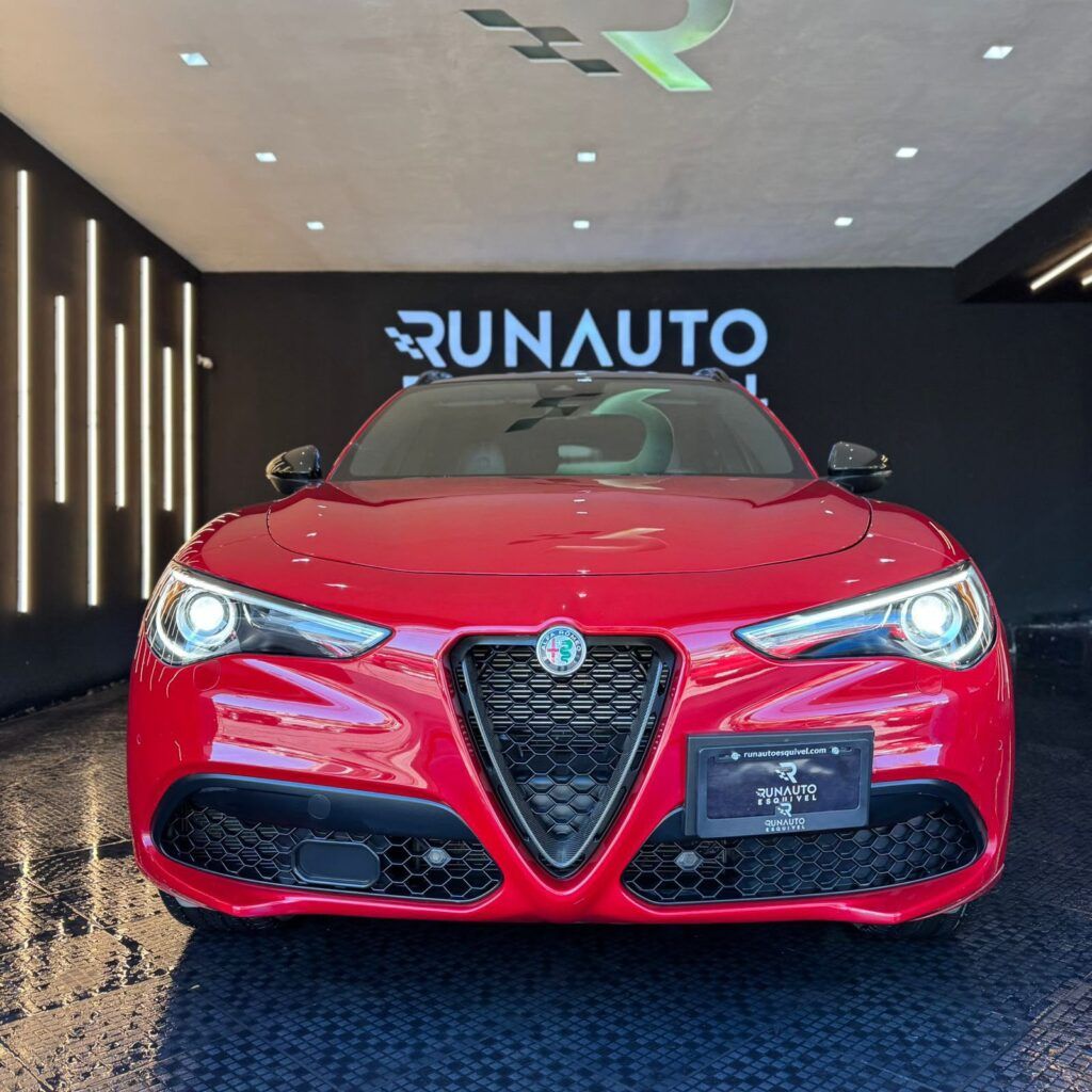Alfa Romeo Stelvio Estrema año 2023 (CP0277)