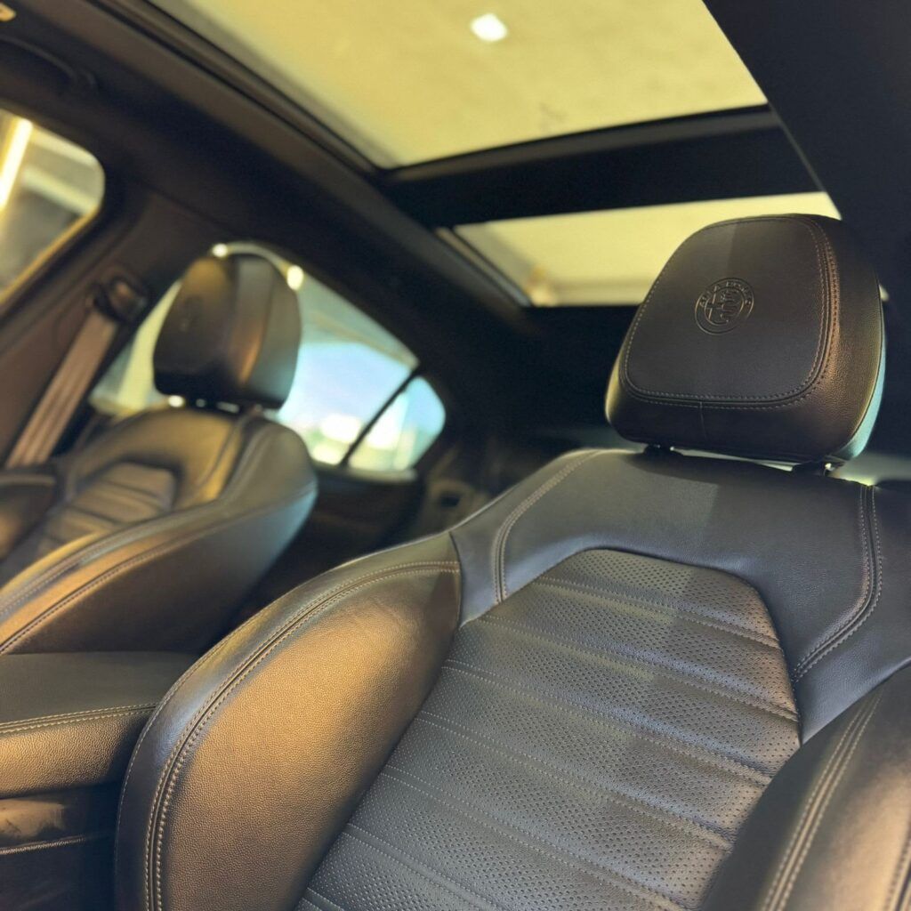 Alfa Romeo Stelvio Estrema año 2023 (CP0277)